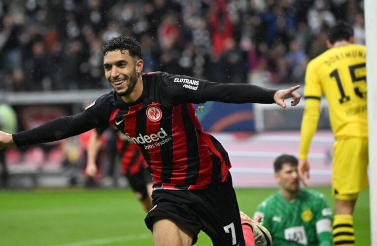“ملكنا المصري”.. إشادات تنهال على عمر مرموش بعد تألقه أمام بوروسيا دورتموند