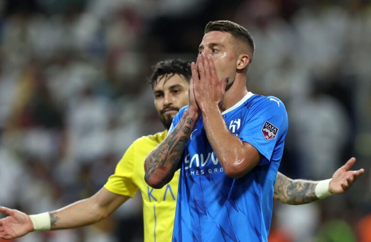 السعودية.. الهلال يكشف طبيعة إصابة سافيتش ومدة غيابه