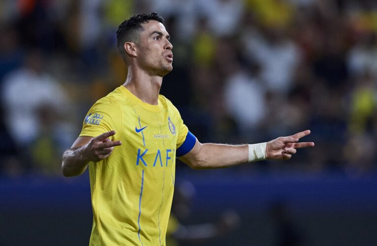 هل فاوض الهلال كريستيانو رونالدو قبل قدومه للنصر؟ فهد بن نافل يرد