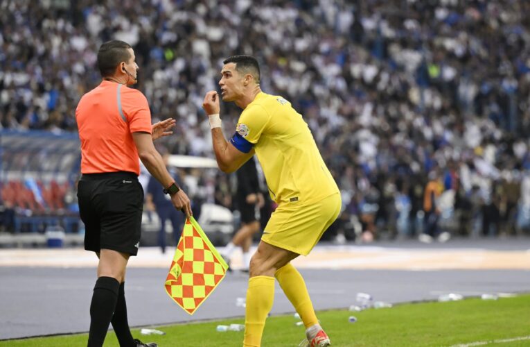هكذا كان رد فعل كريستيانو رونالدو على قرارات حكم مباراة النصر والهلال