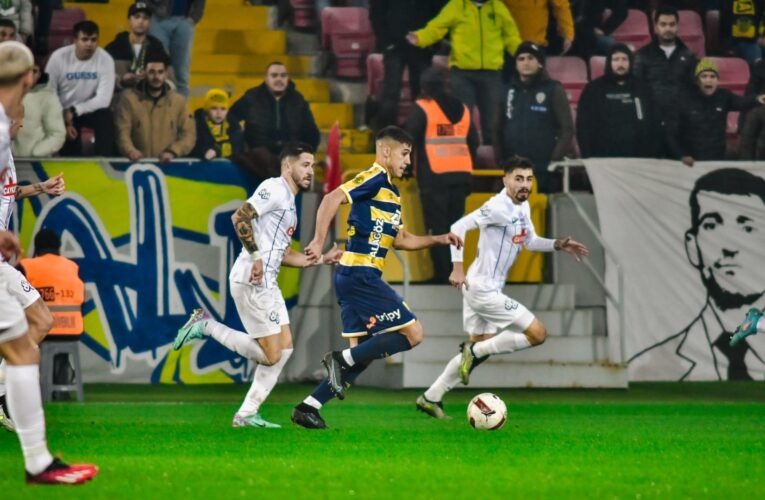 تعليق نشاط الدوري التركي بعد اعتداء على حكم بالضرب.. وأردوغان: “لن نسمح بحدوث عنف”