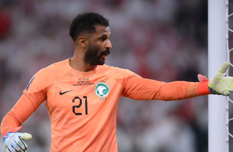 قبل أسابيع من نهائيات كأس آسيا.. حارس مرمى المنتخب السعودي والهلال يخضع لعملية جراحية