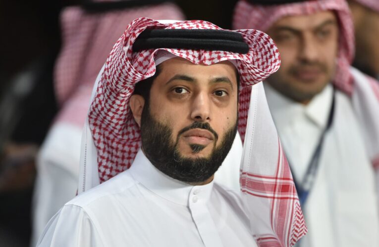 “متردد أحطها لعلي البليهي”.. تركي آل الشيخ يكشف عن استخدام هذه التقنية في مباريات كأس موسم الرياض