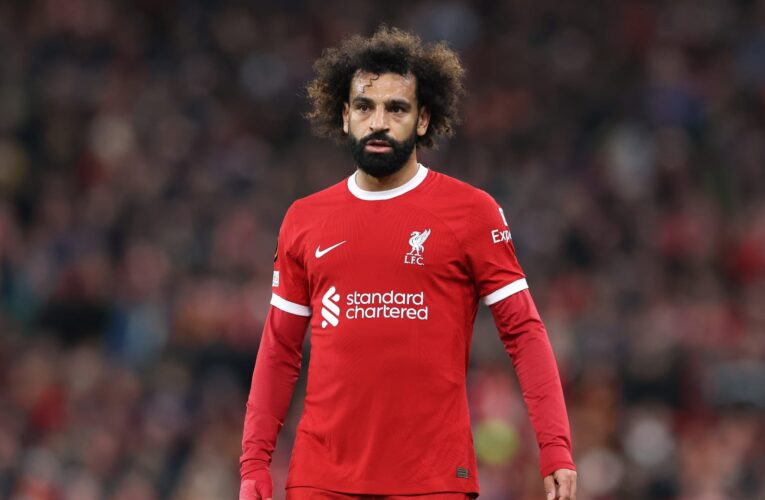 تدوينة وكيل محمد صلاح تثير تساؤلات حول مستقبل اللاعب
