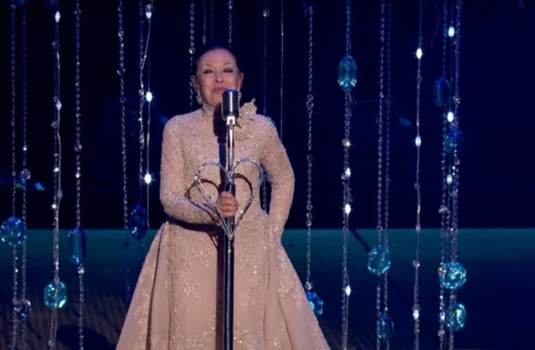 ظهور نجاة الصغيرة بعد غياب طويل.. وقرار”الزعيم” عادل إمام .. أبرز مفاجآت Joy Awards 2024