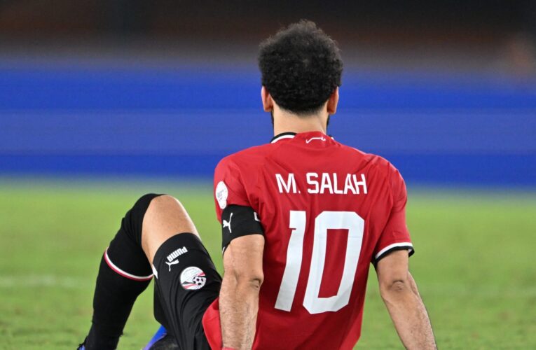 الاتحاد المصري: محمد صلاح سيسافر إلى إنجلترا لاستكمال علاجه