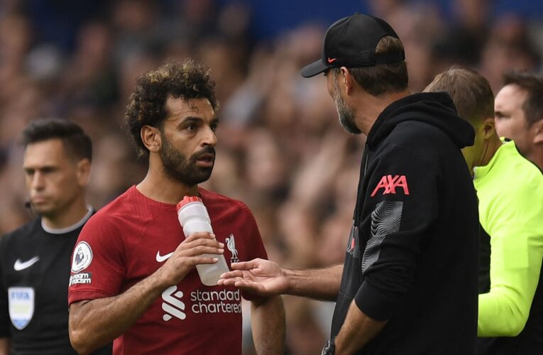 هل سيعود محمد صلاح إلى صفوف منتخب مصر بعد شفائه؟.. يورغن كلوب يرد