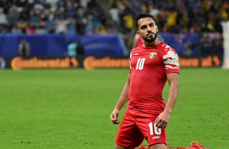كأس آسيا.. موسى التعمري يوجه رسالة للجماهير العراقية: “كرة القدم لا تُفرقنا”