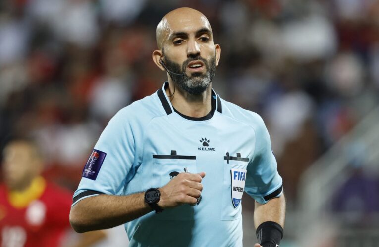 لاعب إيراني مستغربا جنسية حكم مواجهة قطر: “كيف يكون عربياً؟”