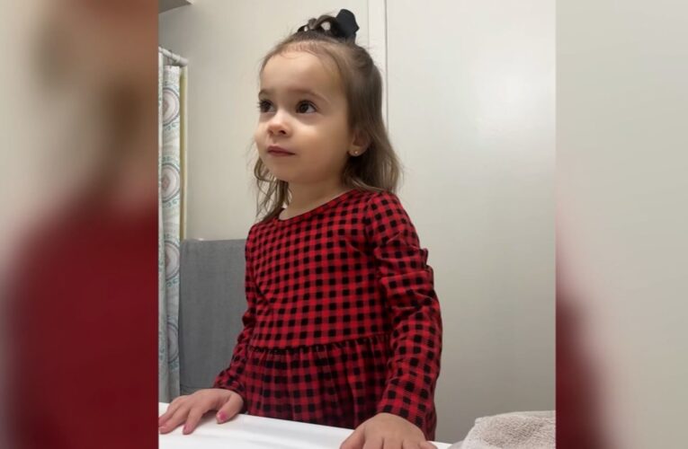 لن تصدق حتى تراها.. طفلة تدخل في فورة من “الشتائم” بفيديو متداول بشكل واسع