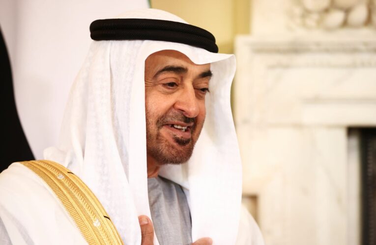 بهذه الطريقة هنأ رئيس الإمارات منتخب قطر بعد فوزه بلقب كأس آسيا