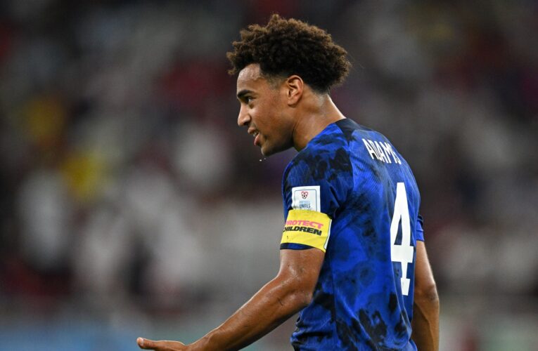 هدف “عالمي” من لاعب أمريكا أمام المكسيك.. بهذه الطريقة دخلت الكرة الشباك