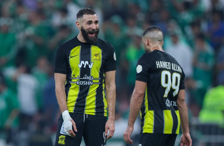 كريم بنزيما يغرّد باللغة العربية بعد بلوغ اتحاد جدة نهائي كأس السوبر السعودي