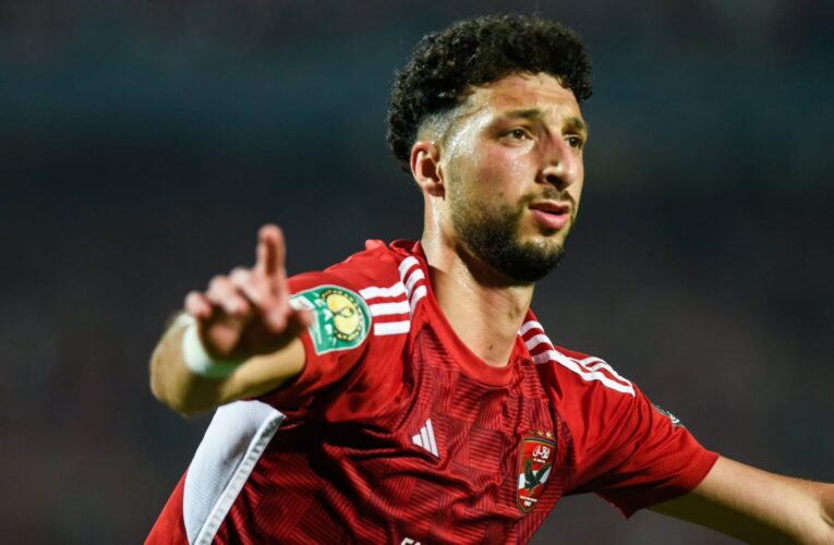 مصر.. الأهلي يتغنى بمهاجمه الفلسطيني وسام أبو علي بعد تألقه أمام مازيمبي