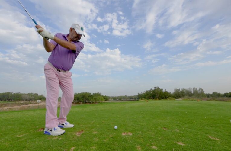 غولف من دون ملاعب.. كيف تطورت هذه الرياضة بالسعودية منذ فترة الأربعينيات؟