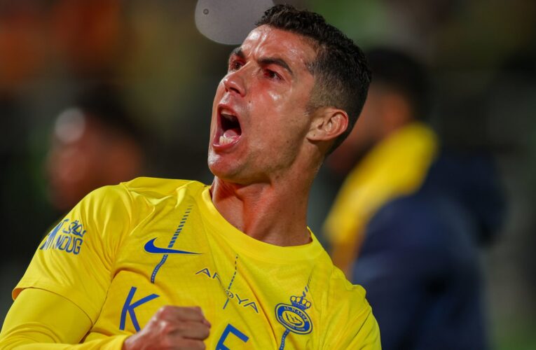 سجله دون أن يرى المرمى.. هدف “عالمي” من كريستيانو رونالدو يثير تفاعلاً