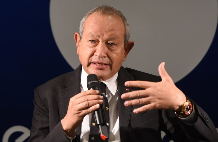 “رغم أن منتخبها الأقوى”.. تعليق ساخر لنجيب ساويرس بعدم تصويت مصر لإدخال الإشكواش في الأولمبياد وسط تفاعل