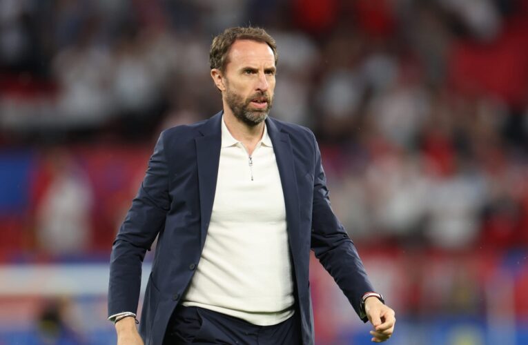 “هذا لا يهمني”.. مدرب إنجلترا يرد مجددًا على مزاعم تربطه بتدريب مانشستر يونايتد