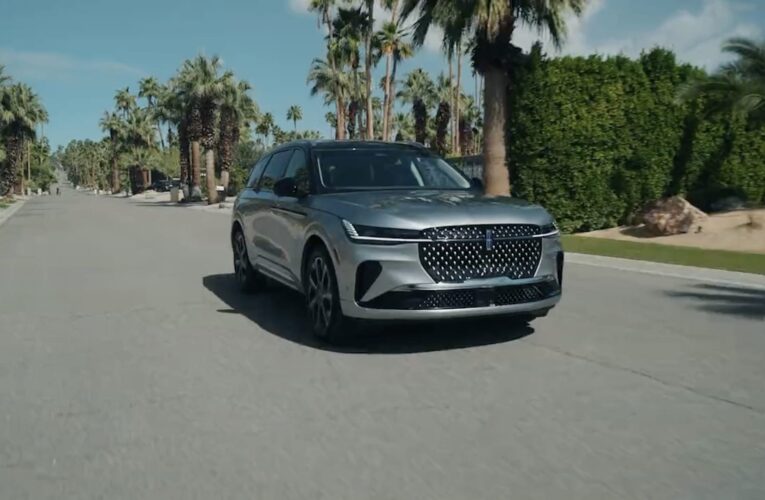 مصممة للشباب.. إليك أبرز مميزات سيارة لينكون نوتيلوس 2024