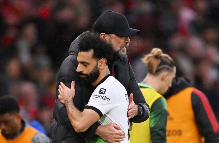 “سنبقى على اتصال إلى الأبد”.. بهذه الكلمات ودّع محمد صلاح مدربه يورغن كلوب