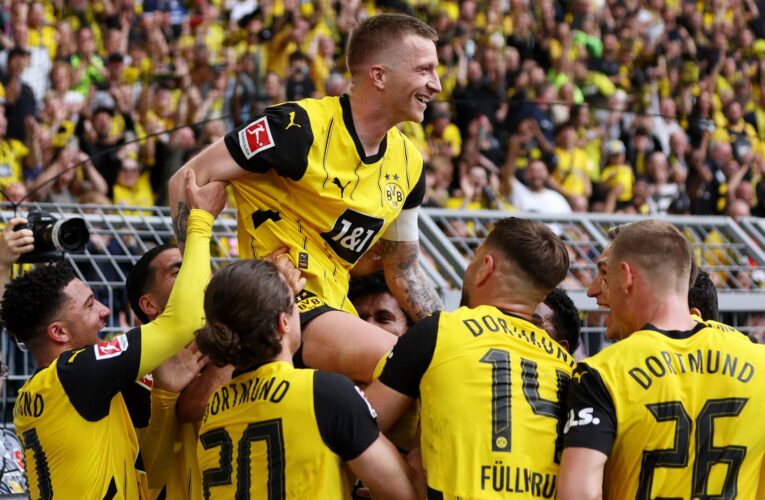بوروسيا دورتموند يودع ماركو رويس بطريقة “استثنائية”.. واللاعب يذرف الدموع