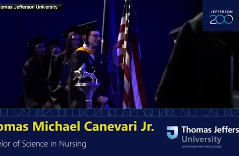 لدرجة لا يمكن التعرف عليها.. شاهد مقدمة حفل تخطئ بشدة في نطق أسماء الخريجين