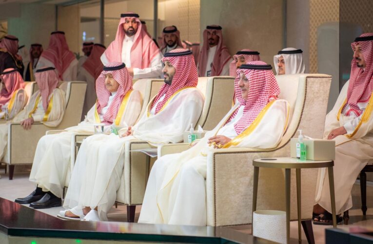 بالأسماء.. 55 أميرا سعوديا حضروا مباراة الهلال والنصر بجانب محمد بن سلمان