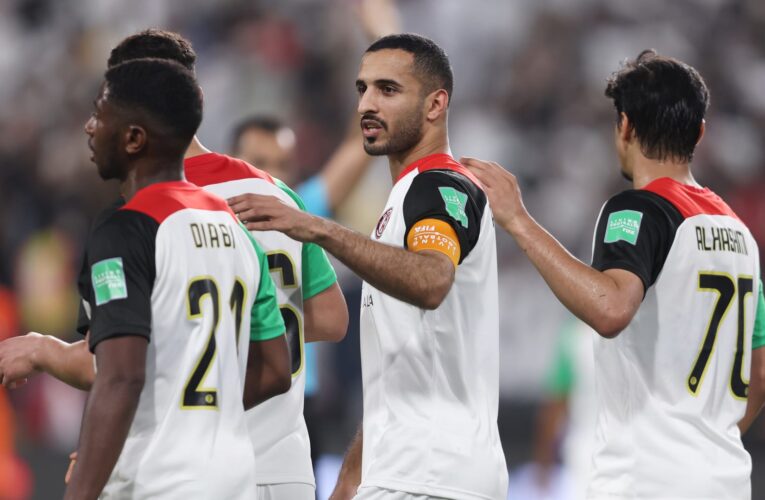 الإمارات.. هكذا ودّع نادي الجزيرة علي مبخوت في مباراته الأخيرة