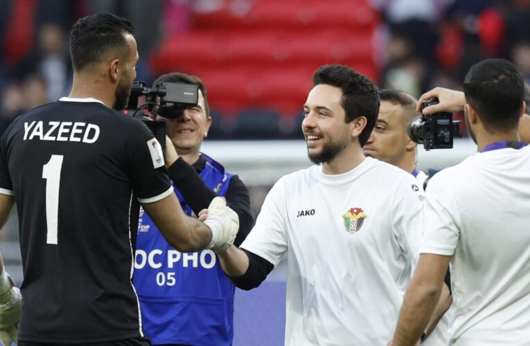 مشاركة ولي العهد الأردني في تدريبات منتخب “النشامى” تثير تفاعلاً