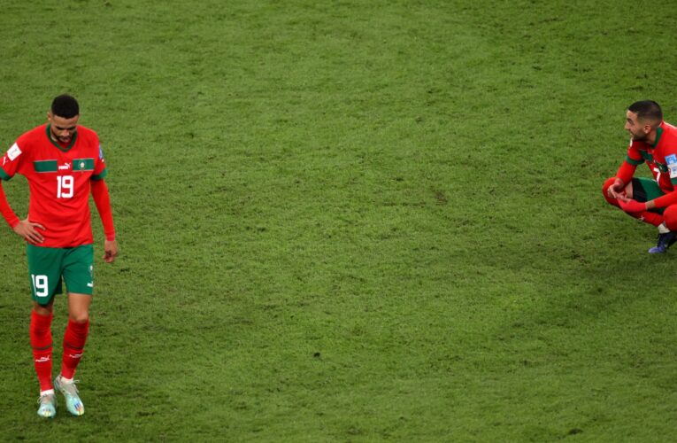 حكيم زياش ويوسف النصيري ينفعلان غضباً خلال مباراة لمنتخب المغرب لهذا السبب