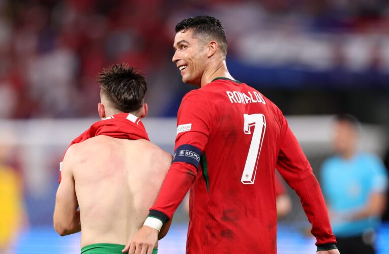 لعب مع أب ونجله.. “يورو” 2024 يشهد “واقعة غريبة” في مسيرة رونالدو