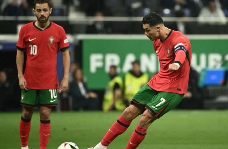 هل هي رسالة لرونالدو؟ لاعب البرتغال يثير جدلا بصورة مع زميله