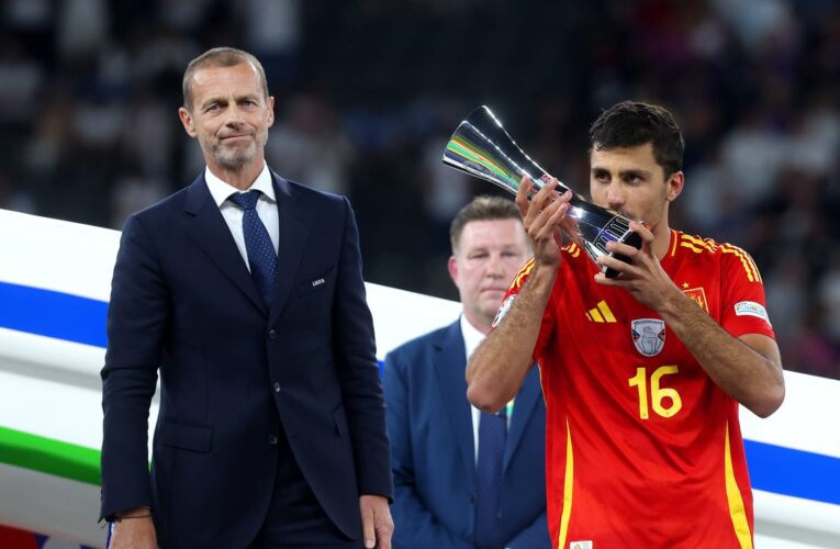 بينهم لامين يامال وداني أولمو.. تعرّف إلى الفائزين بالجوائز الفردية في يورو 2024