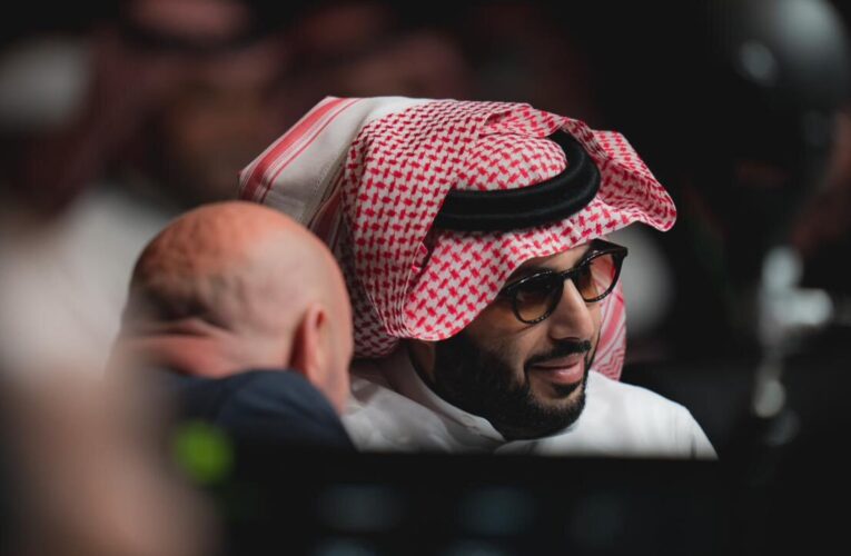 تفاعل على إعلان تركي آل الشيخ عن “جائزة القلم الذهبي للرواية”