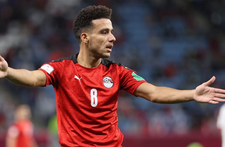 انتابه “غضب عارم”.. هذا ما فعله مصطفى فتحي مع مدرب بيراميدز بعد استبداله خلال مواجهة الأهلي