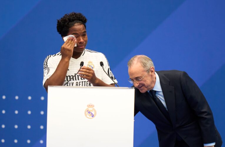 ذرف الدموع وقبّل الشعار.. أبرز اللحظات من تقديم إندريك فيليبي كلاعب جديد في ريال مدريد