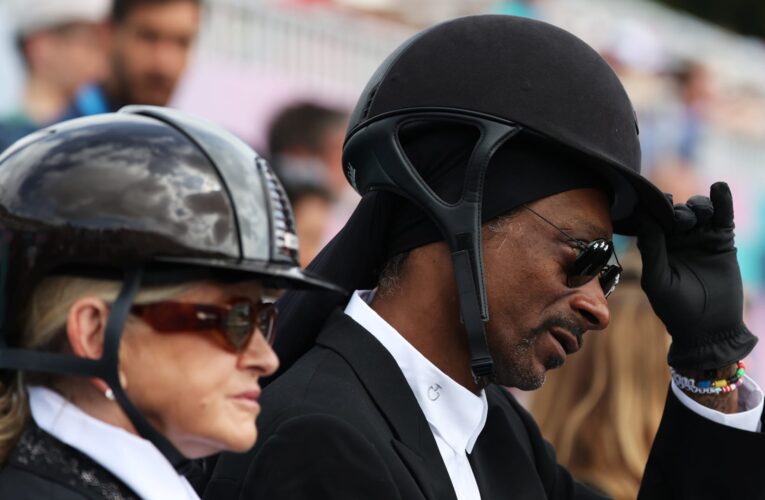 من مغني راب متشدد إلى “حبيب أمريكا”.. شاهد كيف تغيرت نظرة أم لسنوب دوغ بين الماضي والحاضر