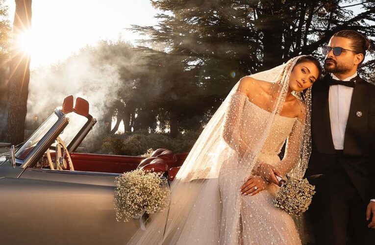 بعد شهر على زفافها..دانييلا رحمة تنشر صورًا مع عائلتها من يومها الكبير