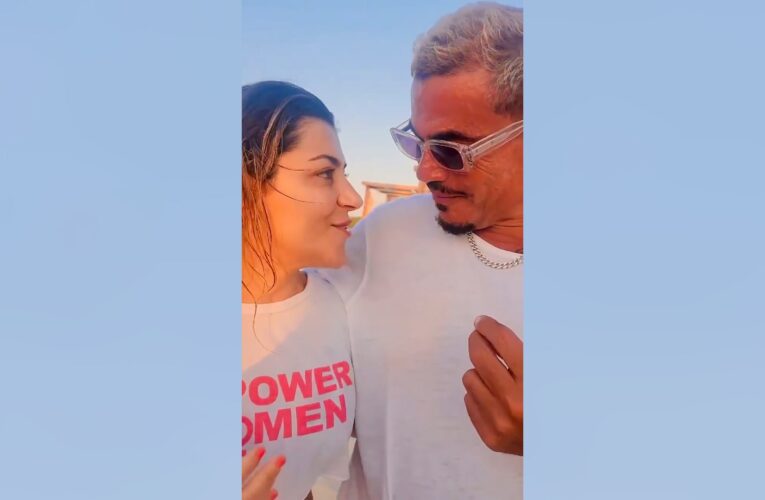 شاهد.. عمرو دياب يبدى إعجابه بأداء المغنية السورية شيرين سايس