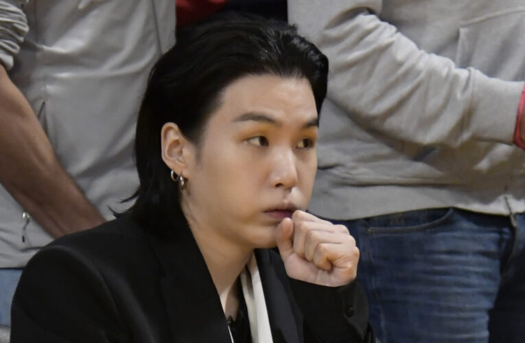 شوغا من فرقة “BTS” يعتذر عن ركوب سكوتر كهربائي وهو في حالة سكر