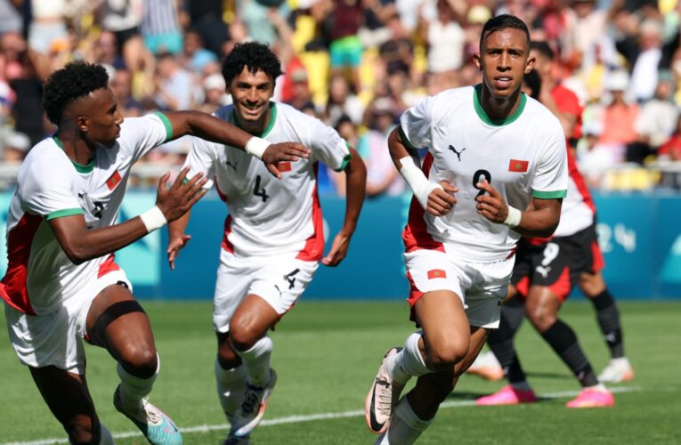 مصر والمغرب.. “أسود الأطلس” وبرونزية بلون الذهب صنعها مشروع عظيم