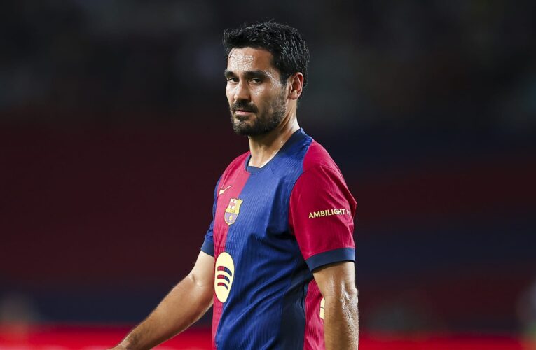 بعد مزاعم عن رغبته بالرحيل.. ماذا قال مدرب برشلونة عن مستقبل غوندوغان؟