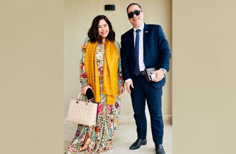 منتهي الصلاحية.. شيرين ترسل لمشتركي قناتها على “واتس أب” رابط لتحميل أغانيها الجديدة