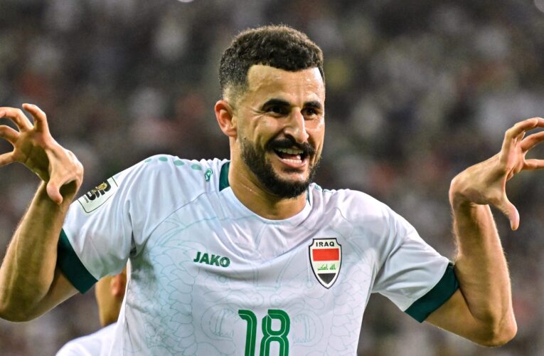 إصابة مهاجم العراق أيمن حسين.. إشادة بموقف الكويت ورسالة من اللاعب
