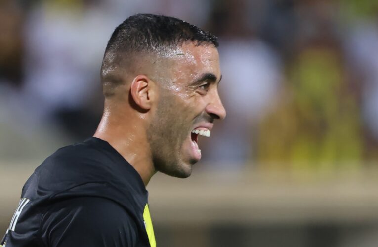 الدوري السعودي: حمدالله يوجّه رسالة إلى عمر السومة.. هذا ما جاء فيها