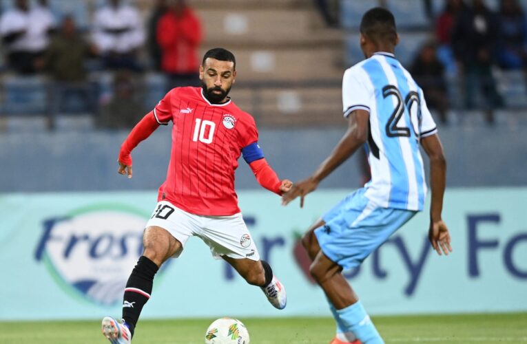 “كاف” يحتفي بوصول محمد صلاح للمباراة رقم 100 مع منتخب مصر