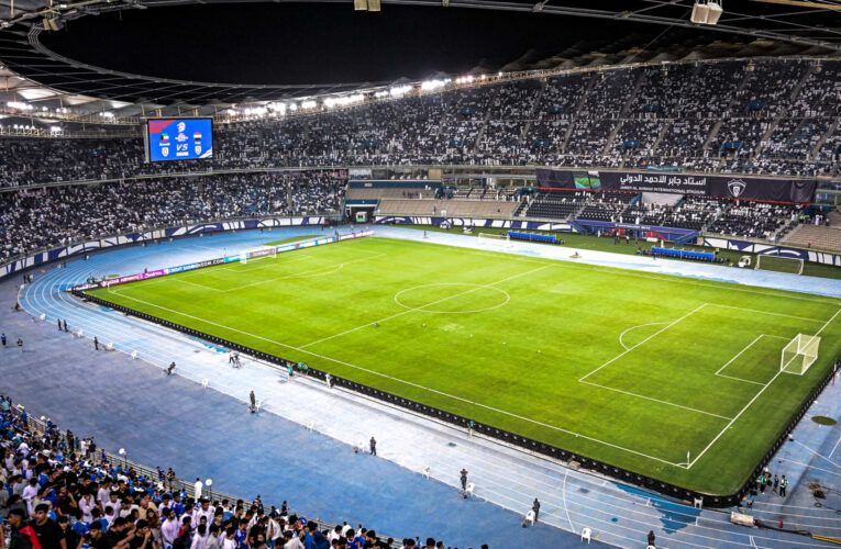 بعد أحداث مباراة الكويت والعراق.. اتحاد الكرة الكويتي يعلن استقالته