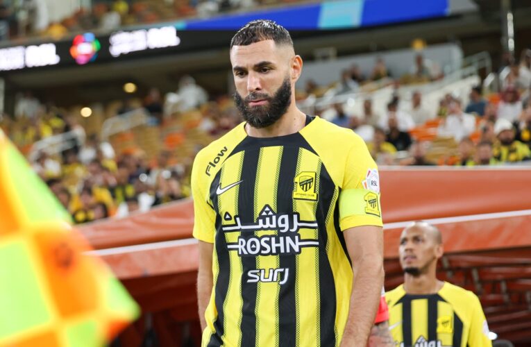 بنزيما يثير تفاعلاً بهذا الهدف خلال مباراة في الدوري السعودي