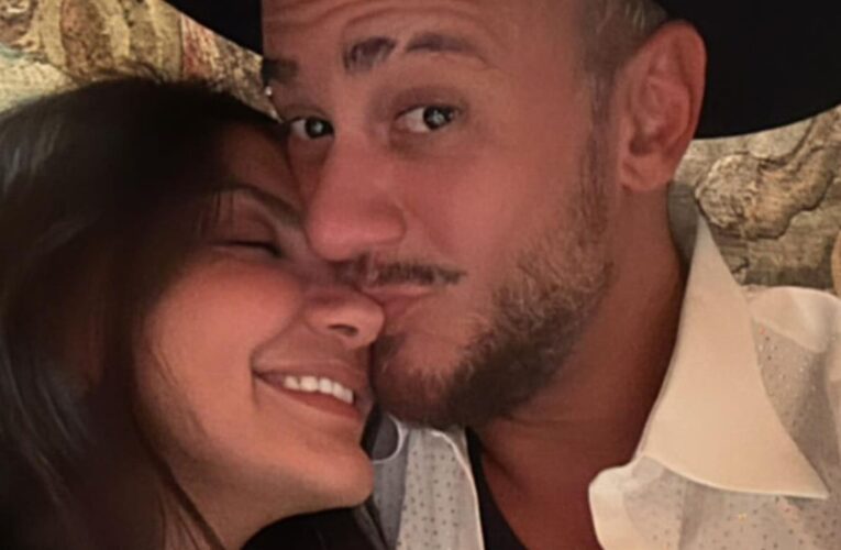 برسالة حب.. سعد لمجرد يحتفل بالذكرى الثانية لزواجه وعيد ميلاد زوجته