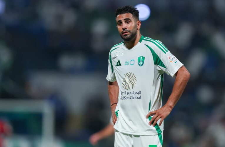 لقطة لرياض محرز على هامش الاحتفال باليوم الوطني السعودي “تثير جدلا”.. واللاعب يوضح